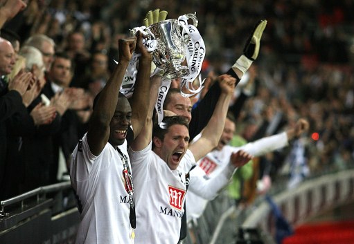 阿斯：塞尔塔愿与马科斯-阿隆索续约，球员尚未做出最终决定（阿斯报道：塞尔塔愿续约马科斯·阿隆索，但球员去留尚未定论）