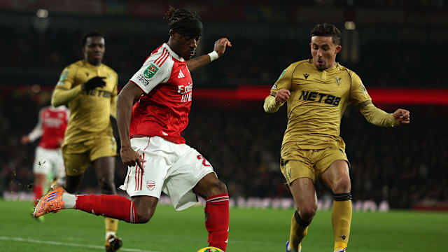 中超赛程更新：关注榜首之争,（中超最新赛程：直击榜首争夺战）