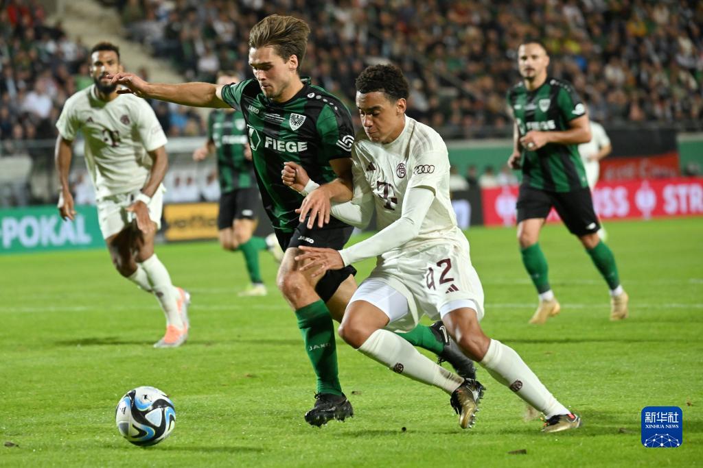 利物浦1-1无奈丢分，切尔西1-3爆冷翻车，阿森纳稳坐英超榜首（利物浦1-1憾平丢两分，切尔西1-3冷门失利，阿森纳继续领跑英超）