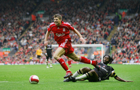 贾洛：尼科有机会赢得金球奖；维尼修斯很强但更喜欢罗德里戈（贾洛称尼科有望问鼎金球；肯定维尼修斯实力却更青睐罗德里戈）