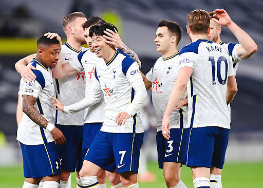 2025中乙官方最佳球员候选：彭啸、费尔南多领衔（2025中乙最佳球员官方候选出炉：彭啸、费尔南多领跑）