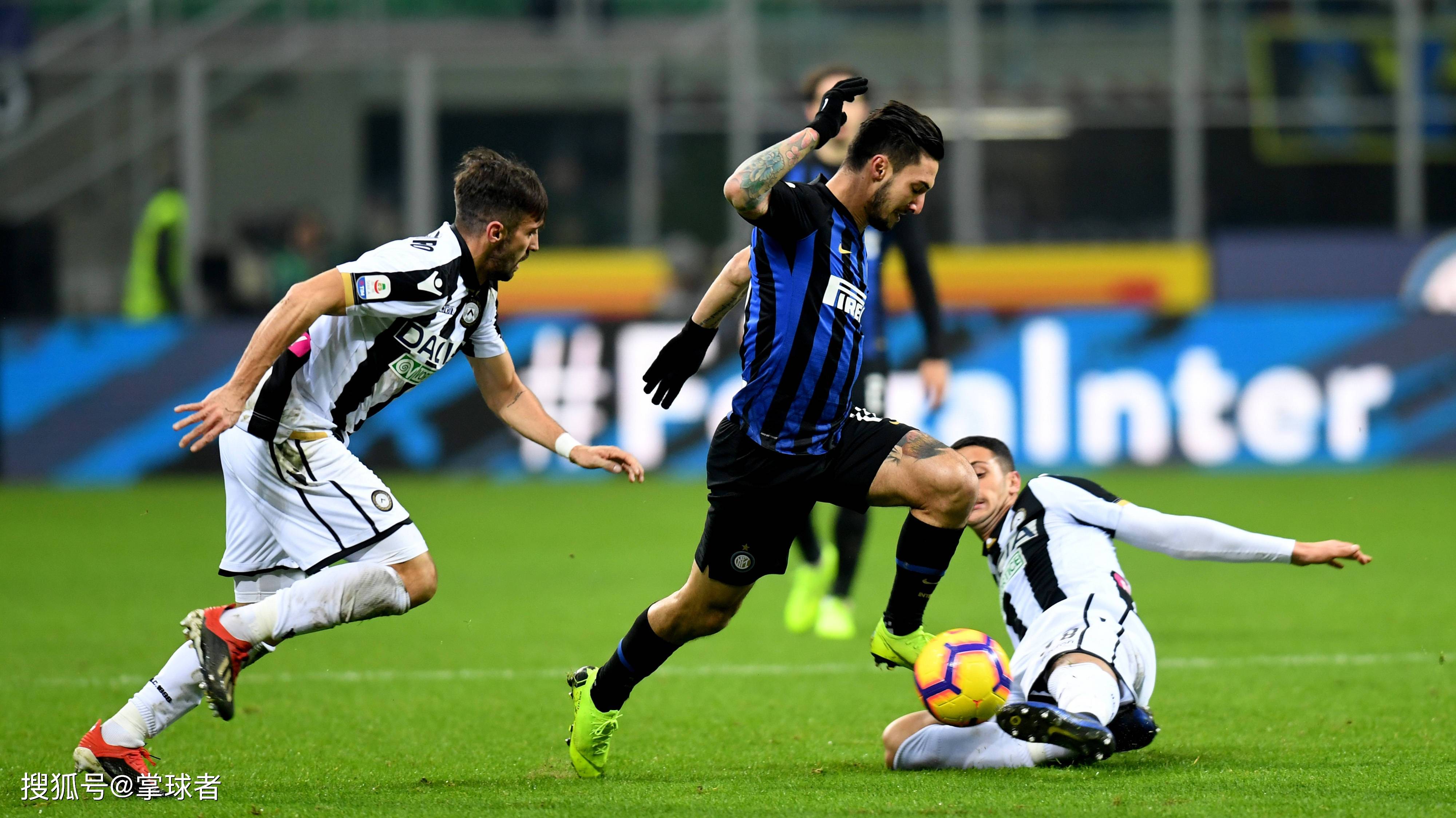 澳超前瞻：墨尔本胜利冲主场首胜，阿德莱德联盼终结客场全败（澳超前瞻：墨尔本胜利剑指主场首捷，阿德莱德联欲止客场连败）