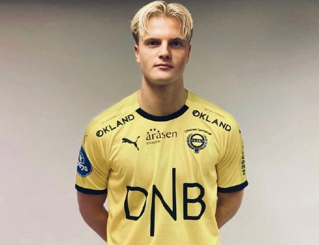 镜报：安东尼愿大幅降薪回归贝蒂斯，已拒绝胜利、博塔弗戈（镜报：安东尼愿为重返贝蒂斯大幅降薪，已拒绝利雅得胜利与博塔弗戈）